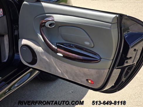 Used 2004 Porsche 911 Carrera RWD image 24