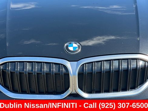 Used 2025 BMW 330i xDrive Sedan AWD/4WD image 47