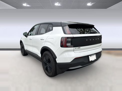 Certified 2026 Volvo EX30 Cross Country Ultra w/ Protection Package Premier AWD/4WD image 3