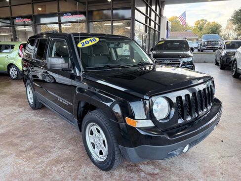 Used 2016 Jeep Patriot Sport w/ Power Value Group image 1