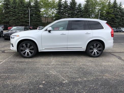 New 2025 Volvo XC90 B6 Plus w/ Protection Package Premier image 7