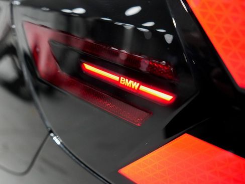 Used 2025 BMW X5 M60i image 40