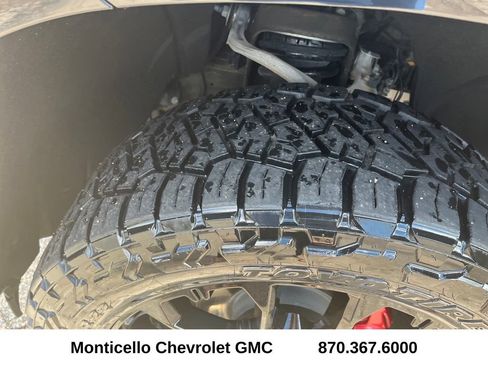 Used 2024 Chevrolet Silverado 1500 High Country w/ Midnight Edition AWD/4WD image 31