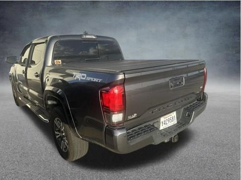 Used 2019 Toyota Tacoma TRD Sport w/ Technology Package RWD image 17