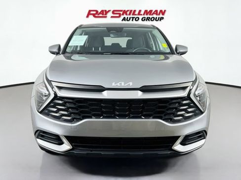 Used 2023 Kia Sportage LX AWD/4WD image 2