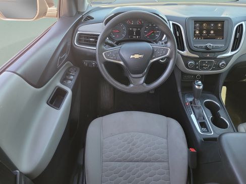 Used 2019 Chevrolet Equinox LS FWD image 8