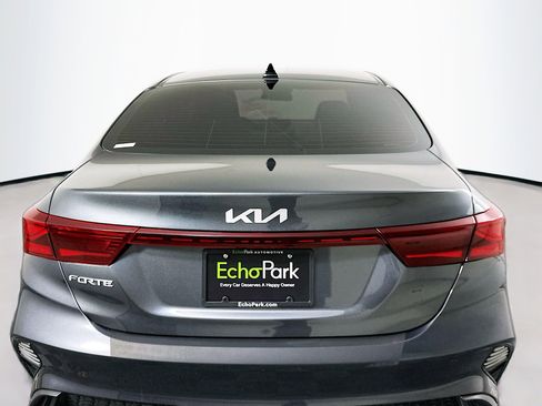 Used 2022 Kia Forte LXS image 7