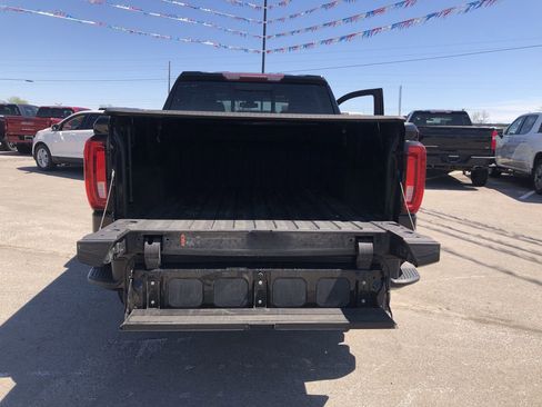 Used 2019 GMC Sierra 1500 AT4 w/ AT4 Premium Package image 17