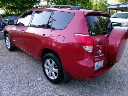Used 2006 Toyota RAV4 Limited FWD image 25
