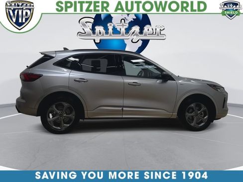 Used 2023 Ford Escape ST-Line w/ Tech Pack #1 AWD/4WD image 2