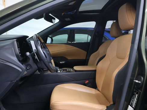 Used 2024 Lexus RX 350 Premium w/ Accessory Package (Z1) FWD image 16