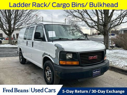 Used 2010 GMC Savana 2500 image 1