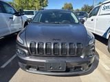 Used 2018 Jeep Cherokee Latitude w/ Altitude Package image 3