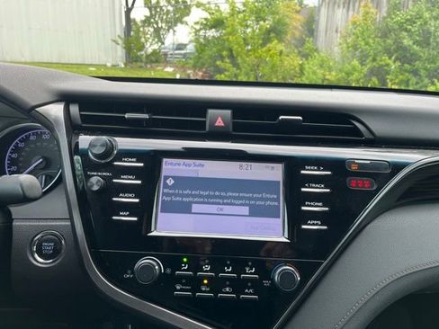 Used 2019 Toyota Camry LE w/ Convenience Package FWD image 20