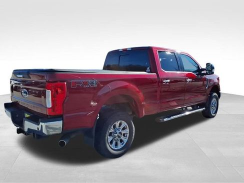 Certified 2018 Ford F250 XLT w/ XLT Premium Package image 8