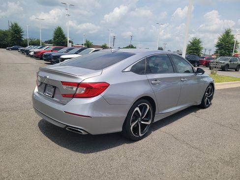 Used 2020 Honda Accord Sport image 3