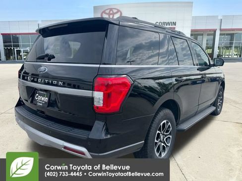 Used 2024 Ford Expedition XLT AWD/4WD image 5