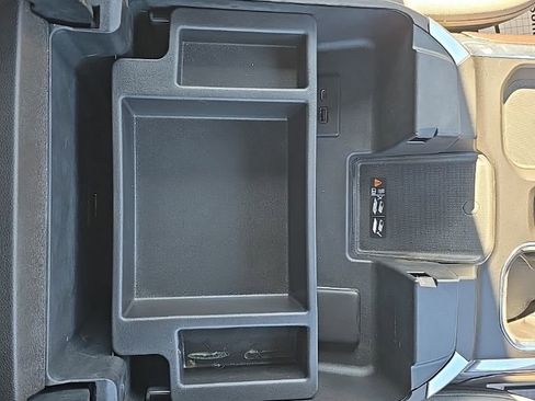 Used 2023 GMC Sierra 1500 SLT w/ SLT Convenience Package image 48