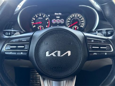 Used 2022 Kia Stinger GT2 image 27