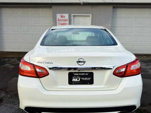 Used 2016 Nissan Altima 2.5 S w/ Power Driver Seat Package image 9