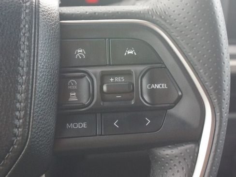 Used 2025 Toyota 4Runner SR5 RWD image 10