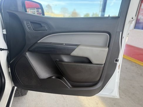 Used 2019 Chevrolet Colorado W/T w/ WT Convenience Package image 21