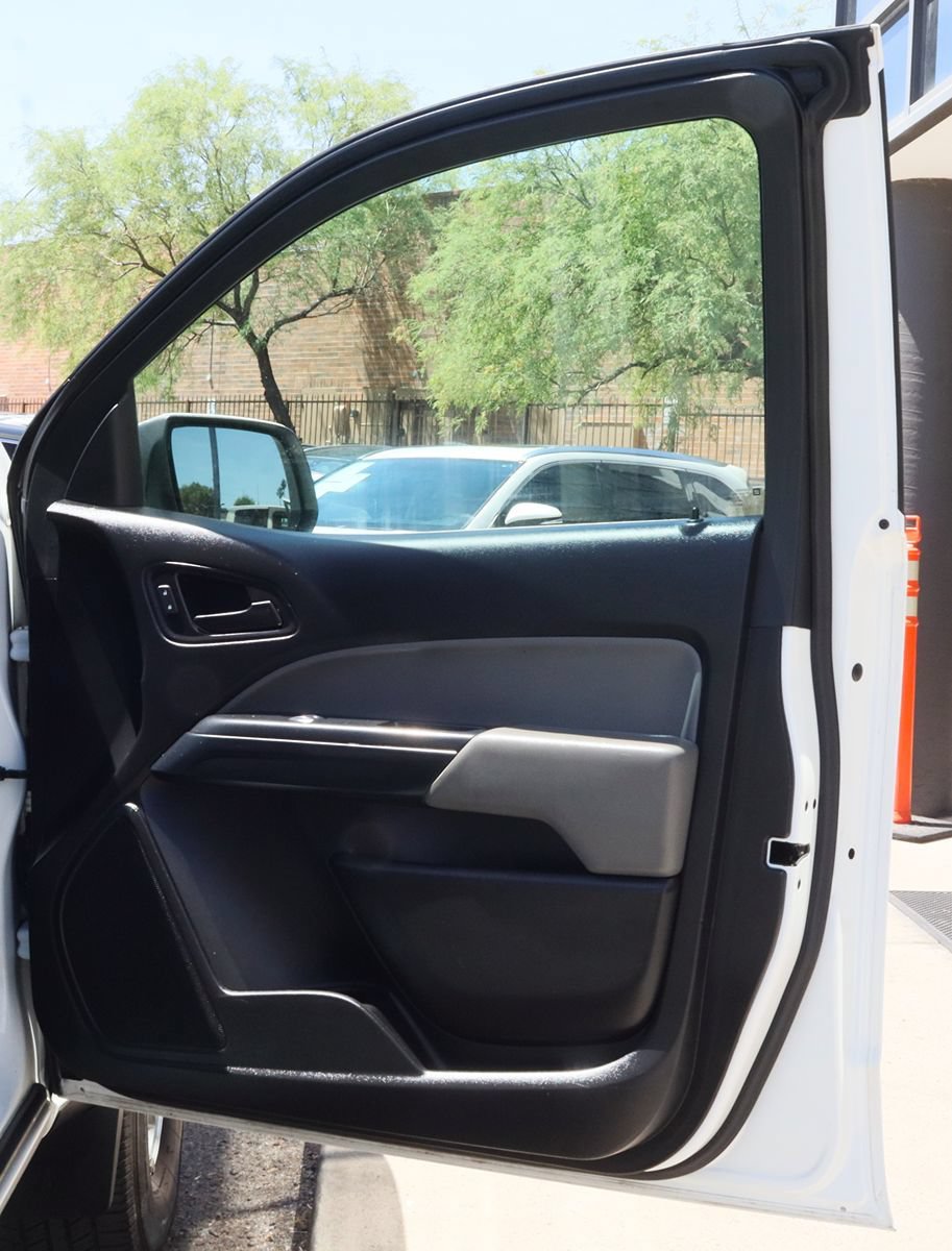 Used 2018 Chevrolet Colorado W/T w/ WT Convenience Package RWD image 33