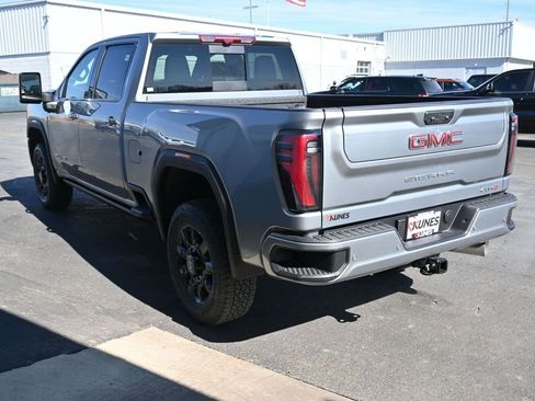 New 2026 GMC Sierra 3500 AT4 w/ AT4 Premium Plus Package image 8