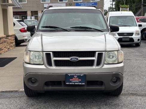 Used 2003 Ford Explorer Sport Trac XLT image 3