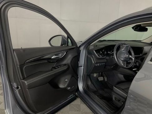 Used 2021 Buick Envision Essence w/ Technology Package I image 26