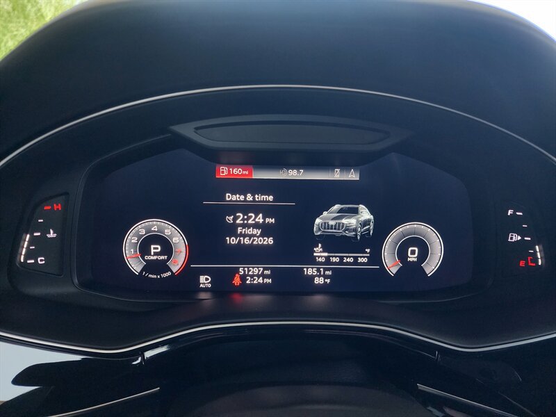 Used 2019 Audi Q8 Prestige w/ Luxury Package AWD/4WD image 36