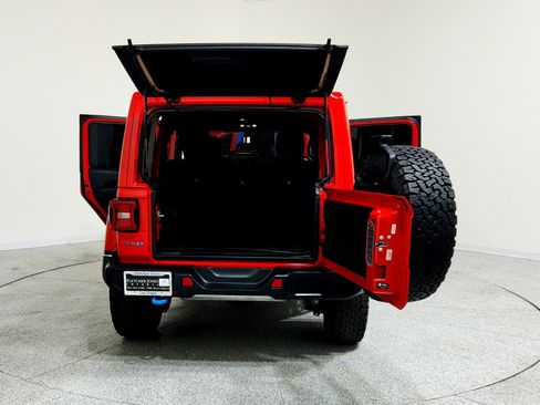 Used 2022 Jeep Wrangler Unlimited Rubicon 4xe image 19