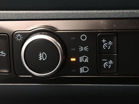 Used 2025 Ford Maverick Lobo AWD/4WD image 23