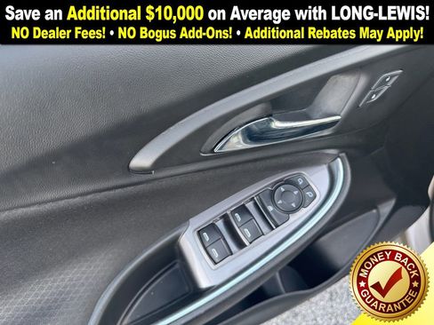 Used 2022 Chevrolet Malibu LT image 16