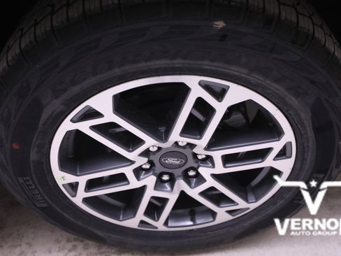 New 2025 Ford Expedition Max Active image 32