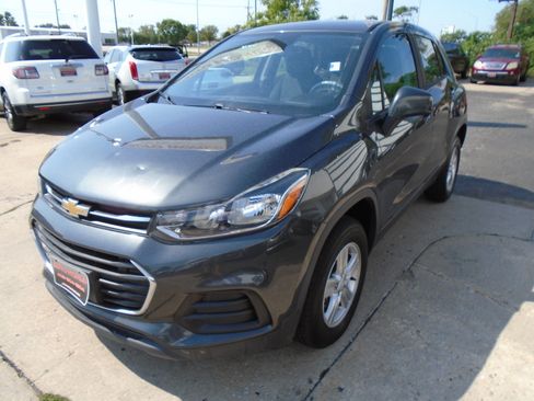 Used 2019 Chevrolet Trax LS AWD/4WD image 7