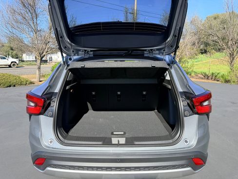 Used 2026 Chevrolet Trax LT w/ Driver Confidence Package image 7