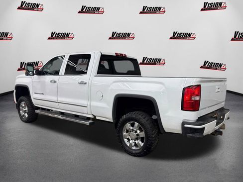 Used 2019 GMC Sierra 3500 Denali w/ Duramax Plus Package image 7