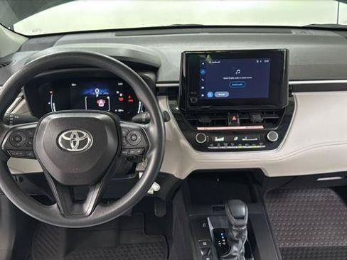Certified 2026 Toyota Corolla Cross L FWD image 1