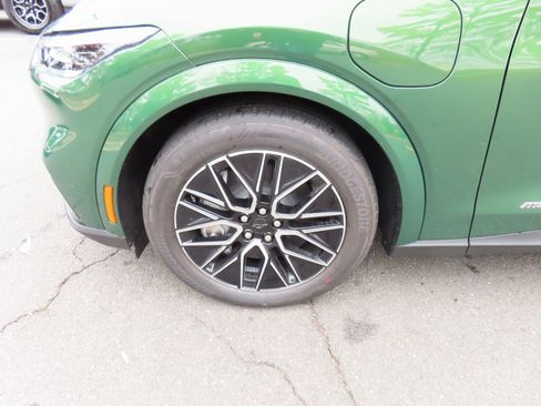 New 2025 Ford Mustang Mach-E Premium image 7