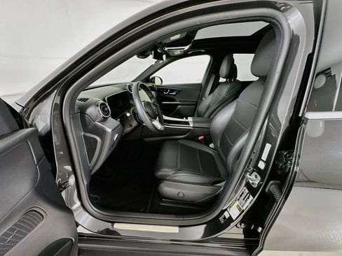 Used 2026 Mercedes-Benz GLC 300 4MATIC image 22