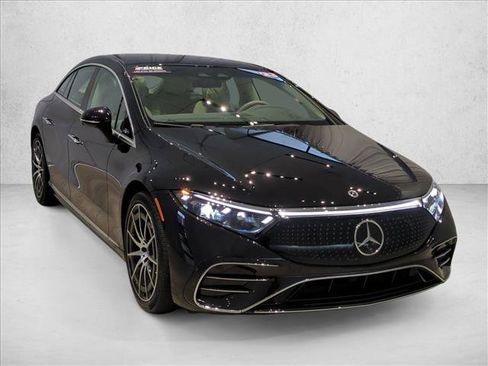 Certified 2023 Mercedes-Benz EQS 580 4MATIC Sedan image 3