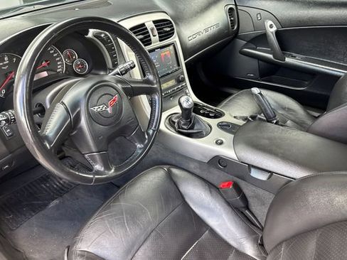 Used 2005 Chevrolet Corvette Convertible w/ Preferred Equipment Group RWD image 14