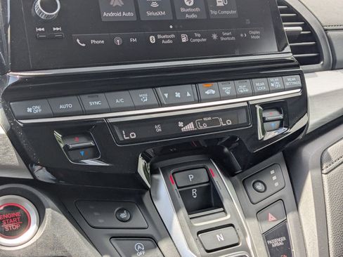 Used 2025 Honda Odyssey EX-L image 26