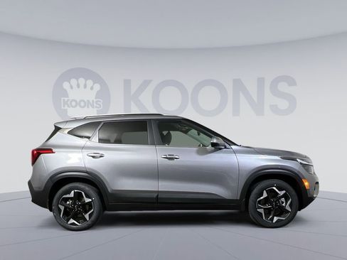 Used 2025 Kia Seltos EX AWD/4WD image 7