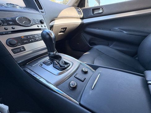 Used 2013 INFINITI G37 x Sedan w/ Premium Pkg AWD/4WD image 28