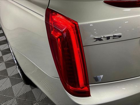 Used 2016 Cadillac XTS Luxury w/ Driver Awareness Package FWD image 23