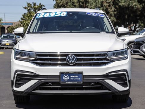 Certified 2024 Volkswagen Tiguan S image 4