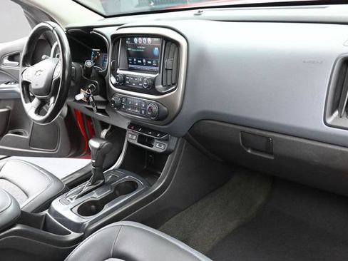 Used 2017 Chevrolet Colorado Z71 RWD image 21