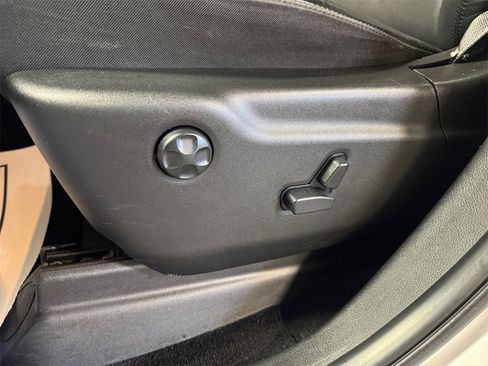 Used 2020 Jeep Grand Cherokee Limited w/ Premium Lighting Group image 13